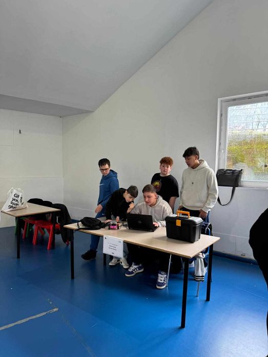 Gli studenti dellI.C. Aurigemma vincono la sezione M Block di robotica alle selezioni REGIONALI. LAurigemma di Monteforte Irpino si aggiudica 1° e 2° posto per la M Block di robotica. Gli studenti dellI.C. Aurigemma vincono la sezione M Block di robotica alle selezioni REGIONALI. LAurigemma di Monteforte Irpino si aggiudica 1° e 2° posto per la M Block di robotica.