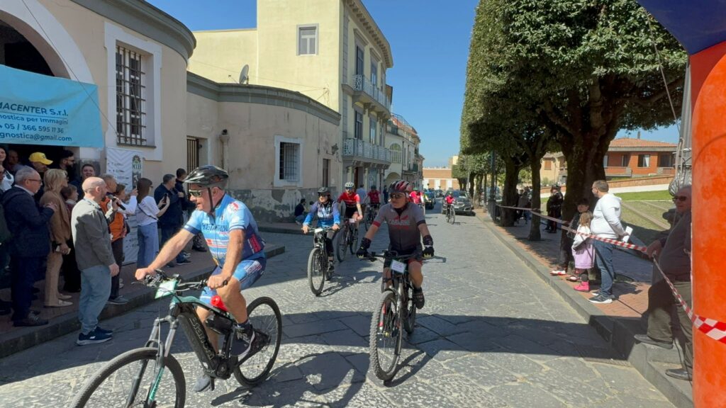 LAURO. Terza edizione del Memorial Ciclistico Picoco De Gennaro   Ottaviano: Ricordando le Vittime di un Tragico incidente. Video e Foto