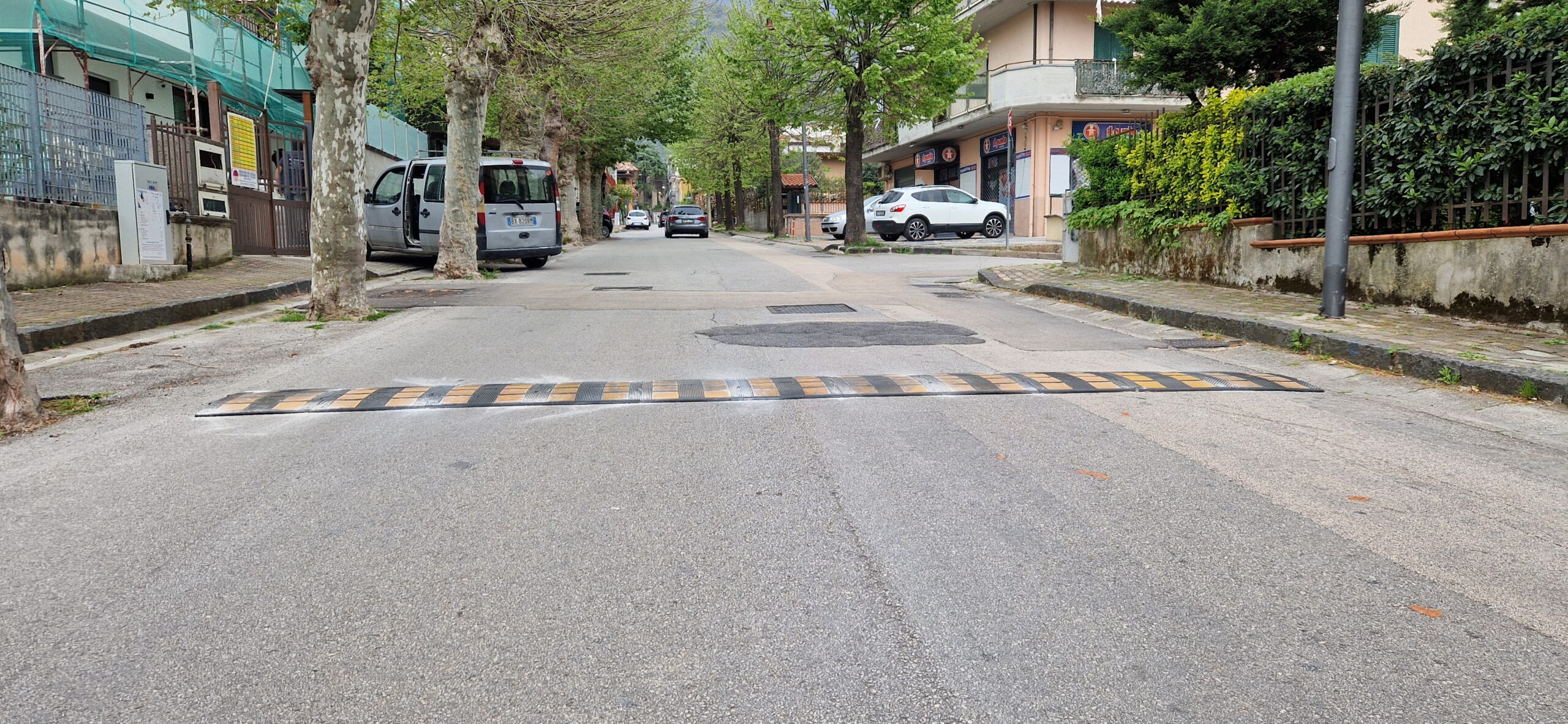 Quadrelle. Nuove misure per la sicurezza Stradale: Installati Dissuasori in Via Mugnano e Via Cardinale Quadrelle. Nuove misure per la sicurezza Stradale: Installati Dissuasori in Via Mugnano e Via Cardinale