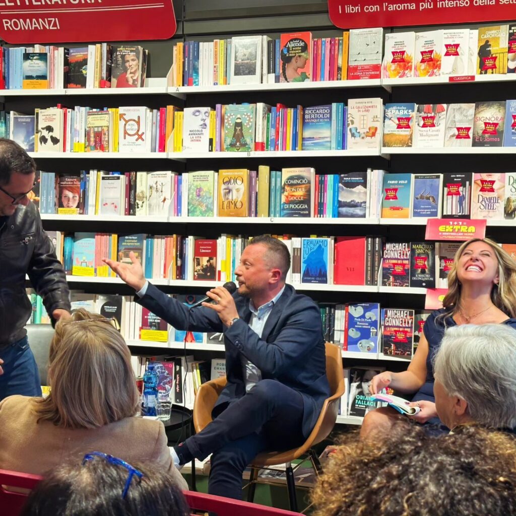 La Radio Fa Scuola: Un successo di pubblico e di risate a Nola La Radio Fa Scuola: Un successo di pubblico e di risate a Nola