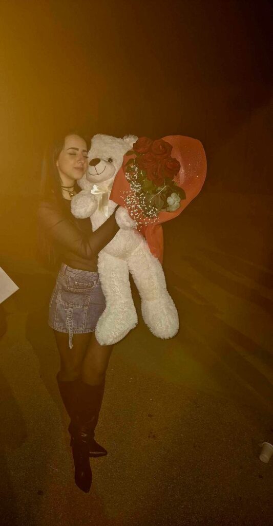 100 DI QUESTI GIORNI. Mugnano del Cardinale, compie 18 anni Antonietta Cannavacciuolo.