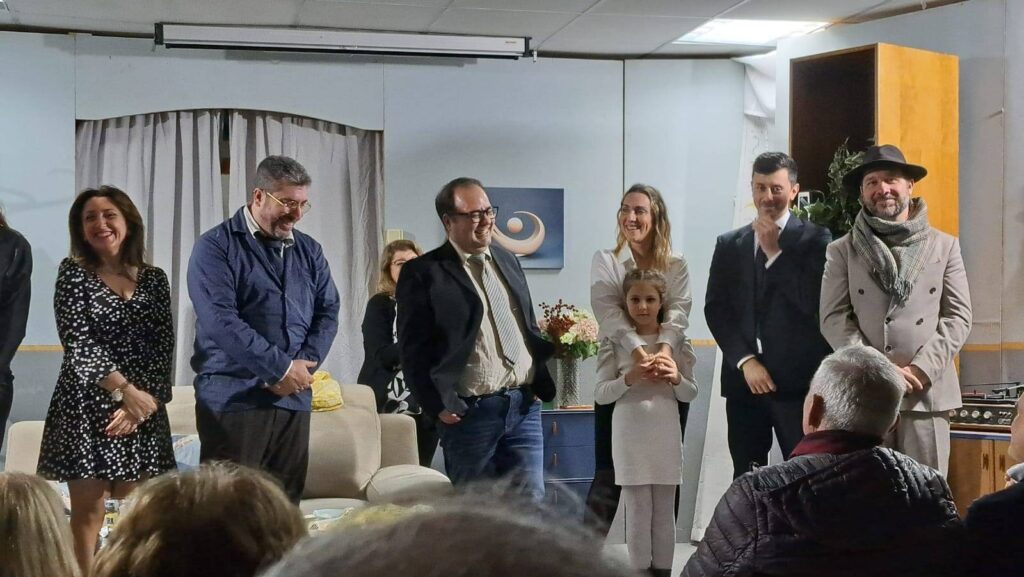 Continua il Tour promozionale di “Arape ‘e zitto!!!”, commedia dolce amara diretta da Ernesto Sasso e messa in scena dalla Compagnia Maschere Nude.