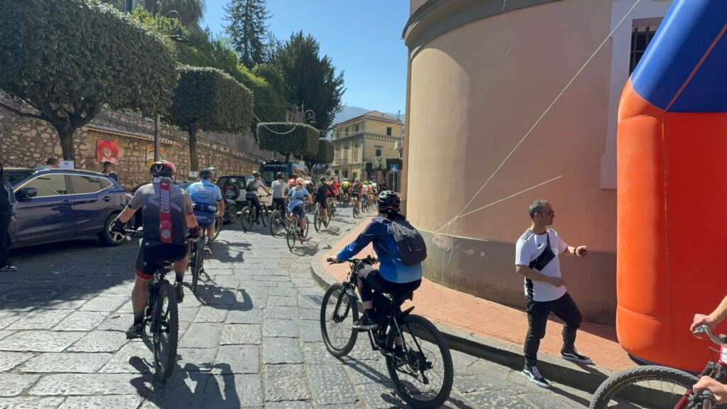 LAURO. Terza edizione del Memorial Ciclistico Picoco De Gennaro   Ottaviano: Ricordando le Vittime di un Tragico incidente. Video e Foto