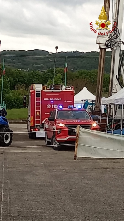 VENTICANO. Principio dincendio alla Fiera. Ciarcia: Pronto intervento ha circoscritto episodio VENTICANO. Principio dincendio alla Fiera. Ciarcia: Pronto intervento ha circoscritto episodio