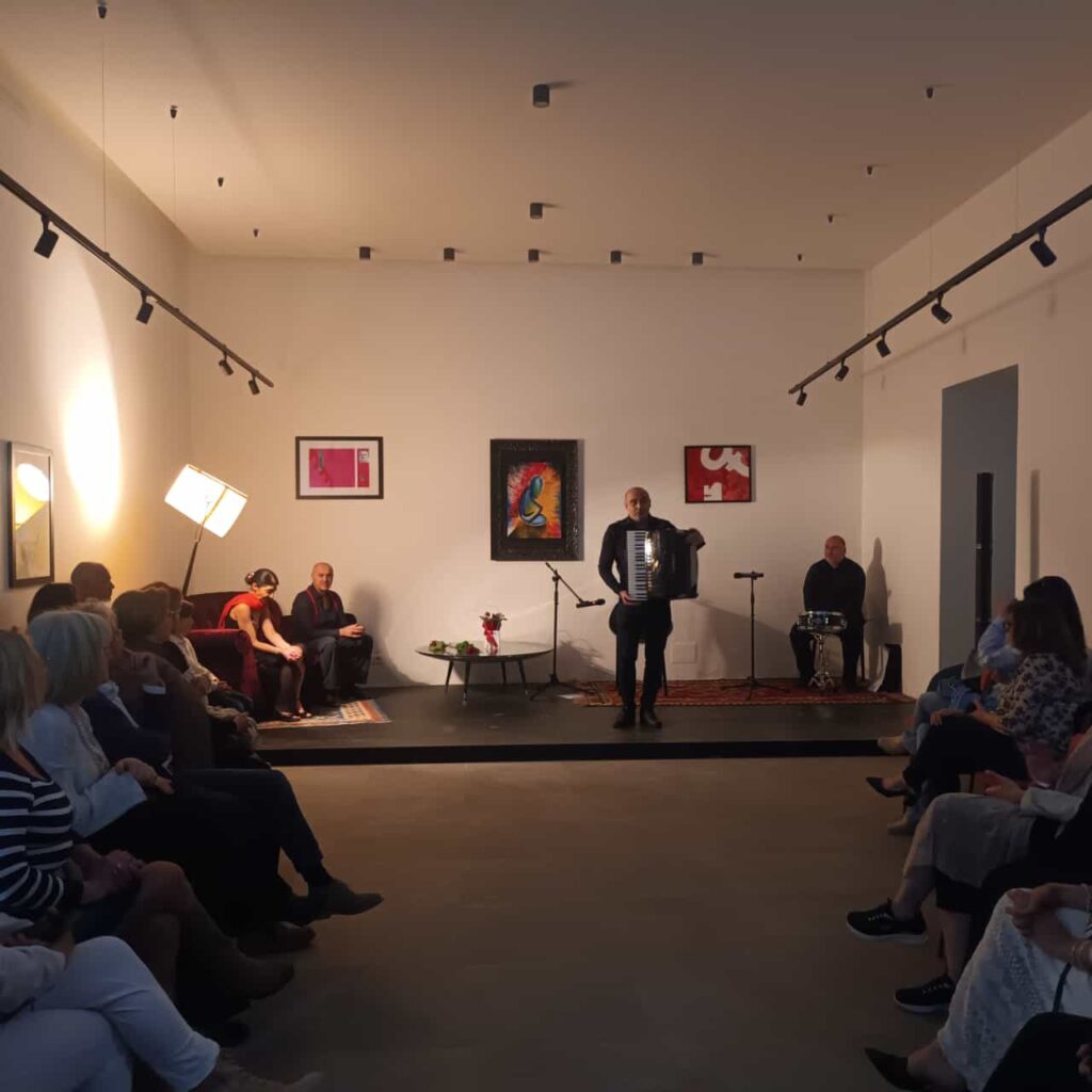 Avella, si è chiusa con uno straordinario successo la rassegna “serate armoniche”. Ancora sold out per “viaggio nel tango” del gruppo “Media Luz Tango”