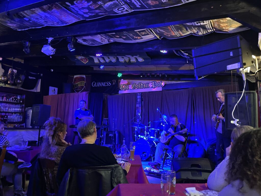 Una Serata di Musica e interviste al The Golden Pot di Cardito