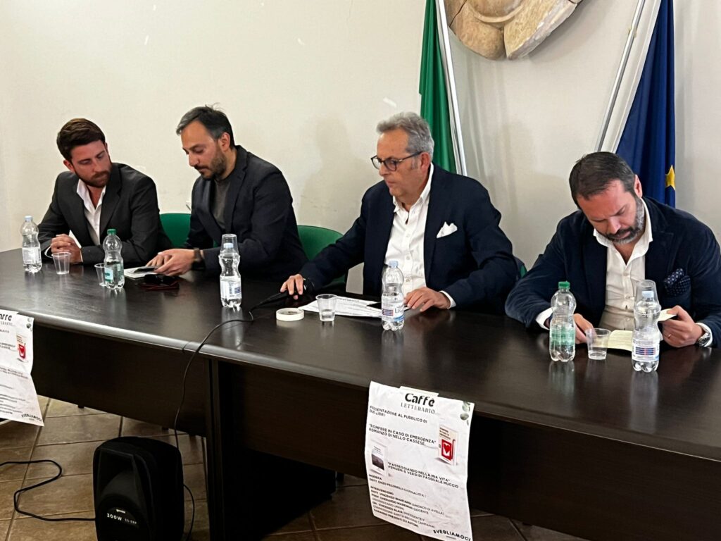 AVELLA. Presentati i testi Rompere in caso di emergenza e Passeggiando nella mia vita di Cassese e Muccio. Video AVELLA. Presentati i testi Rompere in caso di emergenza e Passeggiando nella mia vita di Cassese e Muccio. Video