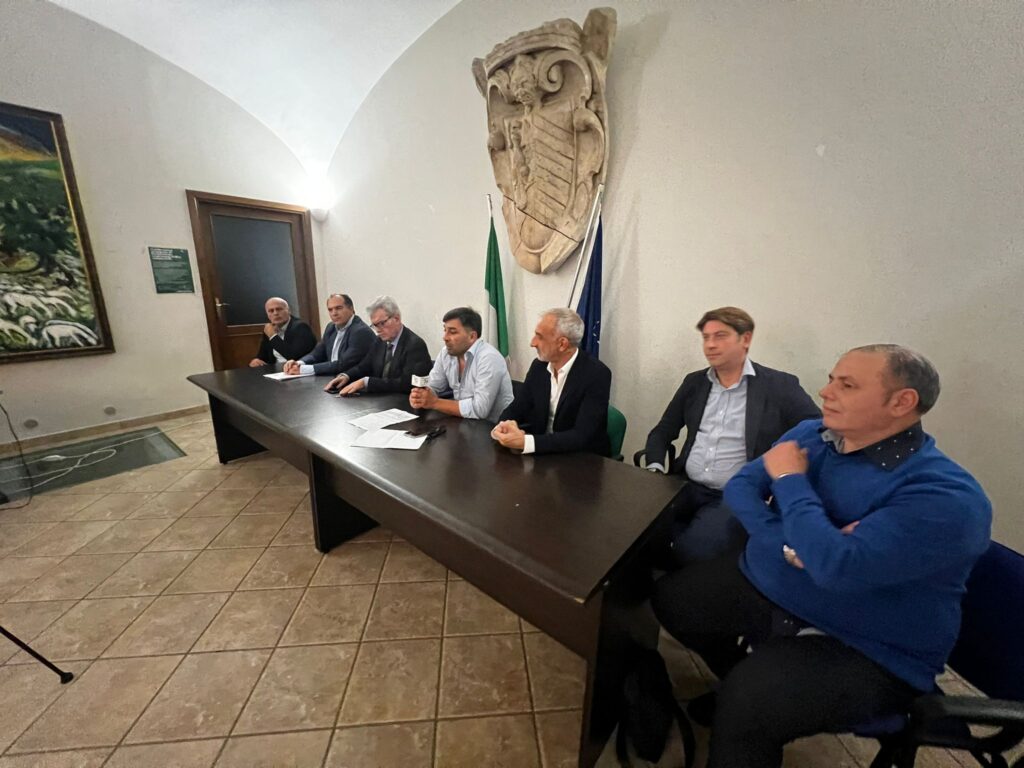Avella: Presentata l’Associazione Excellentia, un Nuovo Polo per la Collaborazione e lo Sviluppo Sostenibile