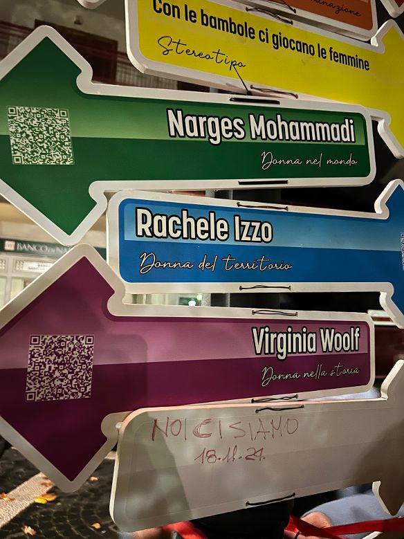 “Accendiamo le luci”, presentata l’iniziativa e acceso a Mercogliano il primo dei sette lampioni in vista del 25 novembre “Accendiamo le luci”, presentata l’iniziativa e acceso a Mercogliano il primo dei sette lampioni in vista del 25 novembre