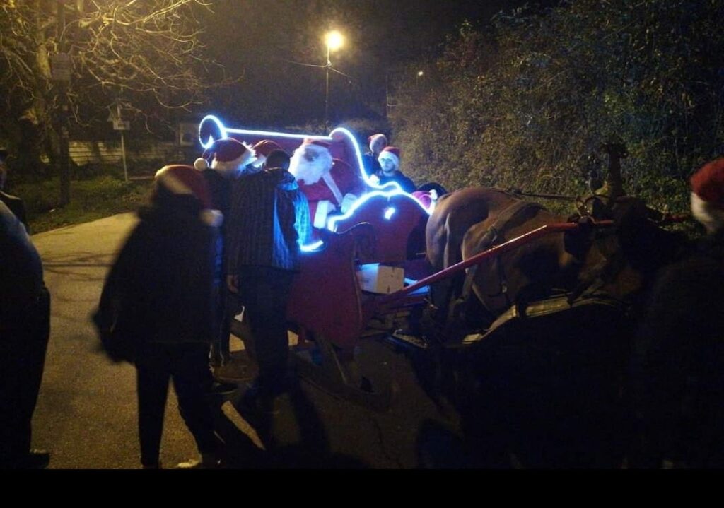 Forino (Av): Ecco la 42.ma Edizione della Discesa di Babbo Natale a Forino. Appuntamento il 6 Dicembre Forino (Av): Ecco la 42.ma Edizione della Discesa di Babbo Natale a Forino. Appuntamento il 6 Dicembre