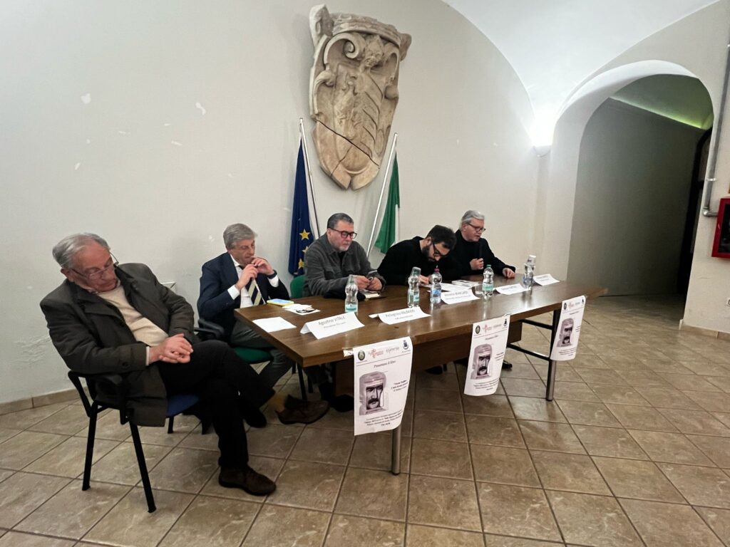 Avella: Presentato il Libro “Nicola Pugliese, l’arte di non scrivere” di Stefano Cortese. Video e Foto