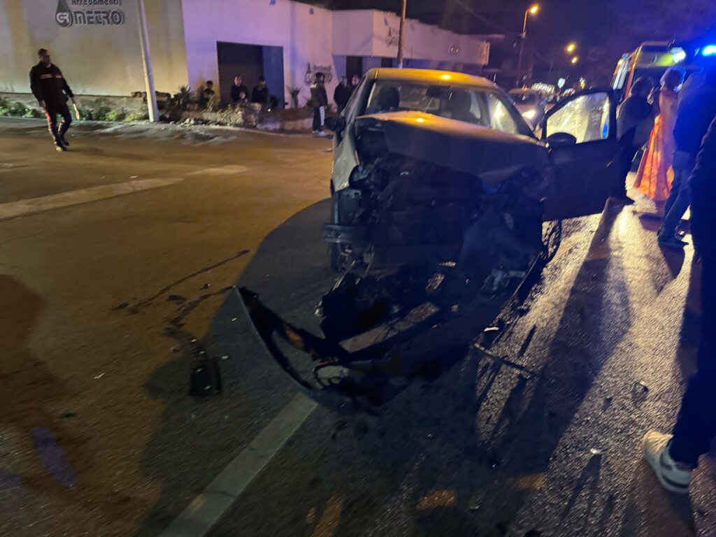 Gravissimo incidente a Baiano: violenta collisione all’incrocio tra Via Nazionale/ 7 bis e Via Calabricitta. Due feriti, uno grave