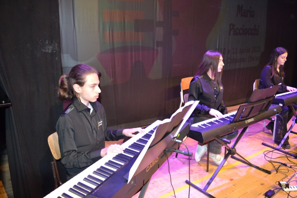 BAIANO. Incanto di armonie musicali, al Colosseo. Quando la Scuola vive… il territorio