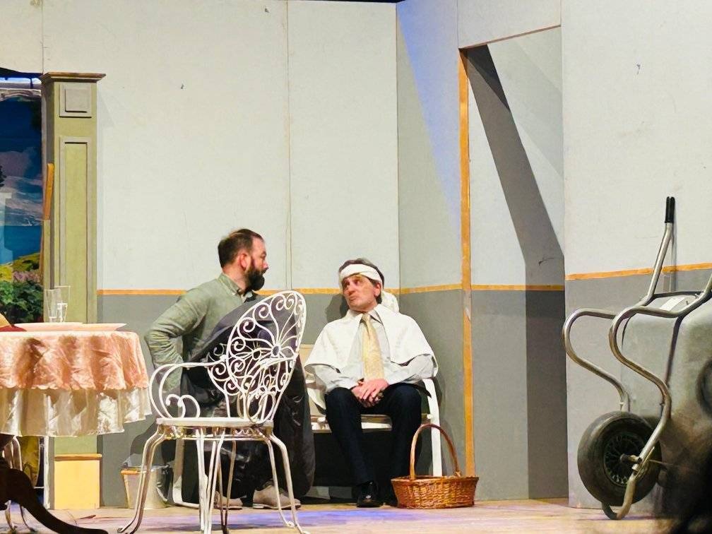 “Ditegli sempre di sì” conquista il pubblico: successo per la rassegna “Anteprima Teatro Sotto le Stelle – Premio Vito Molaro 2025”