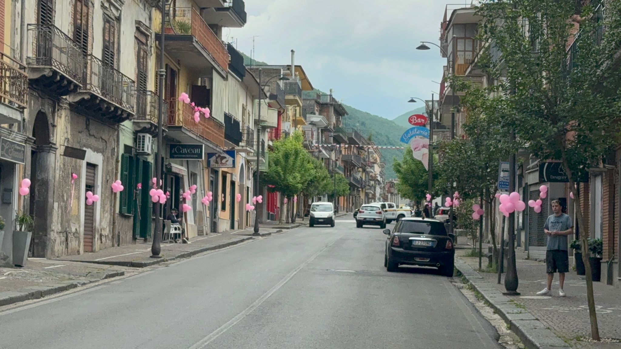 Il Giro chiama: Mugnano del Cardinale risponde in rosa (foto e video)