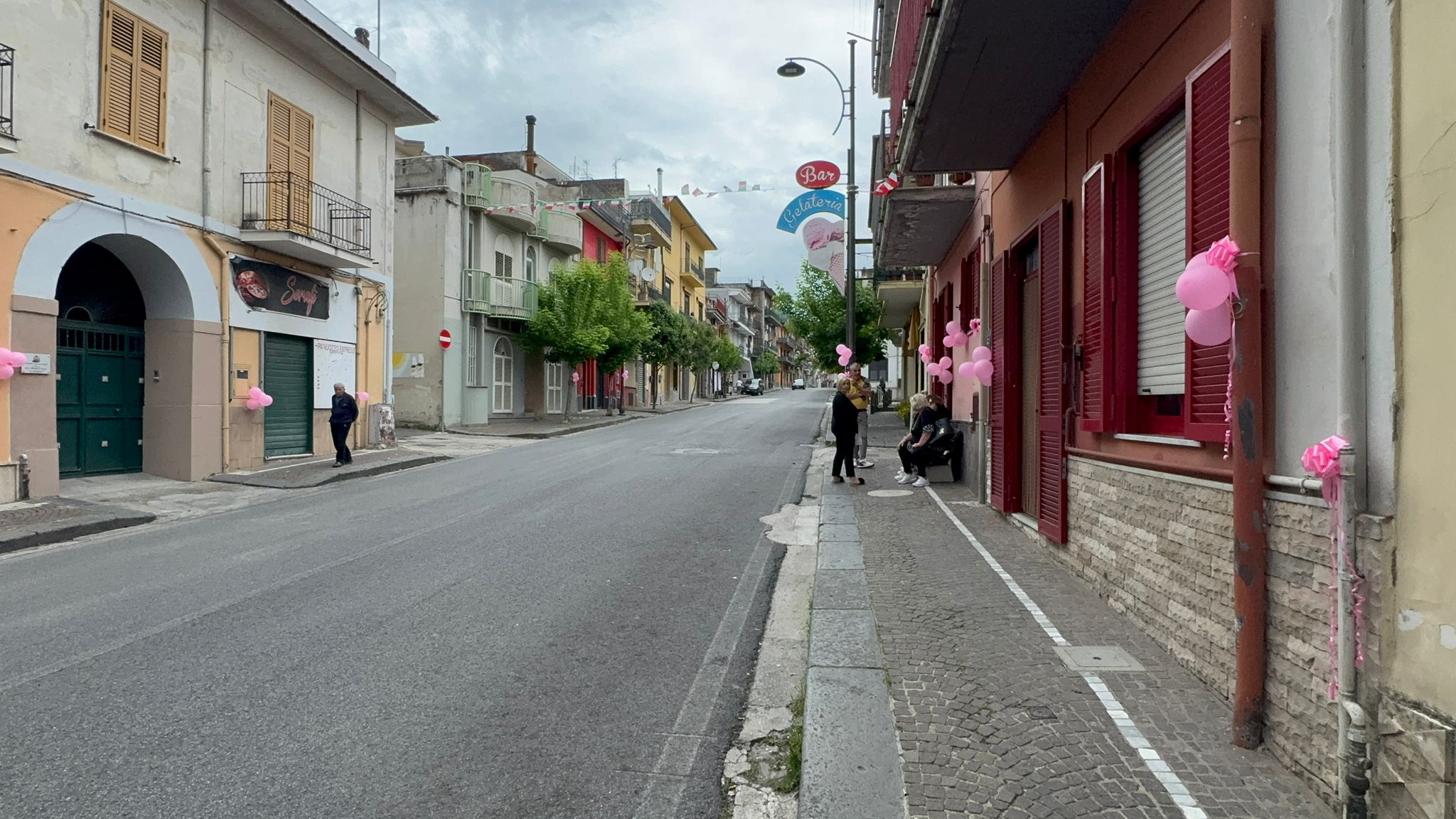Il Giro chiama: Mugnano del Cardinale risponde in rosa (foto e video)