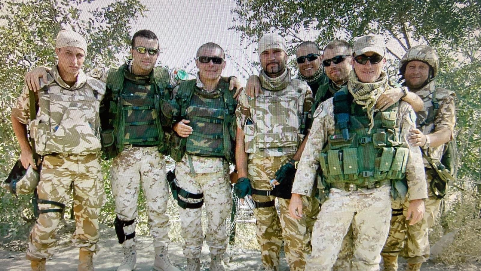 Dalla Ghillie Suit all’onore delle Penne Nere: il sergente Antonio Picciocchi alla 96ª Adunata Nazionale degli Alpini