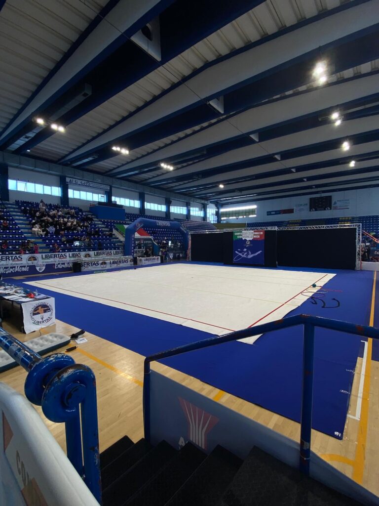 L’ASD AN.SI.CA. di Sirignano trionfa ai Campionati Nazionali Libertas: oro, argenti e bronzo per le giovani ginnaste. Foto