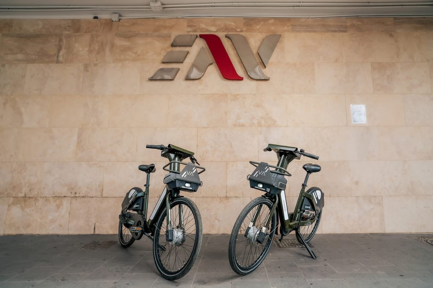 Mobilità sostenibile, al via il bike sharing elettrico a Torre Annunziata: 55 e bike in 11 stazioni