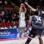 Basket, Napoli scrive la storia: vittoria da squadra vera, la salvezza è conquistata.(Foto)