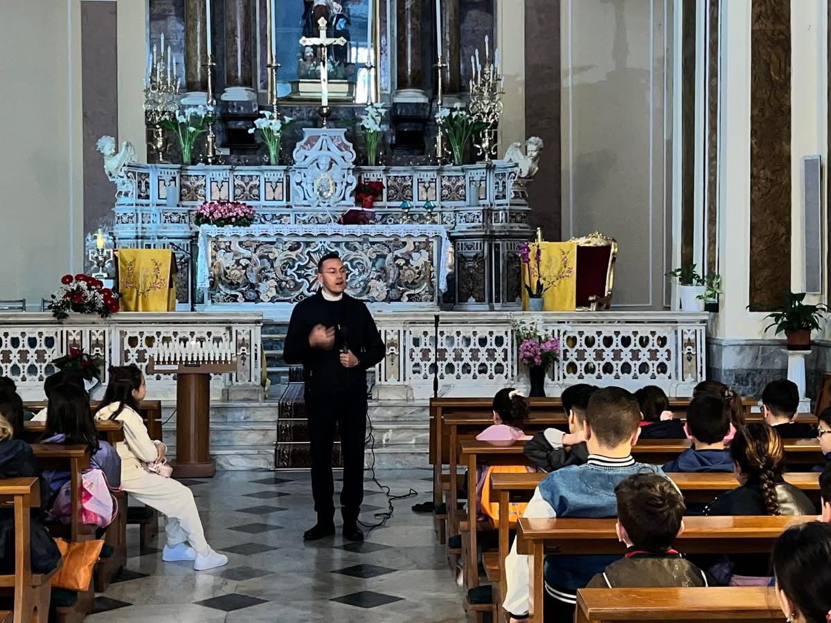 Un giorno tra cielo e radici: i bambini del “Manzoni” alla scoperta dell’anima più profonda di Mugnano del Cardinale (foto)