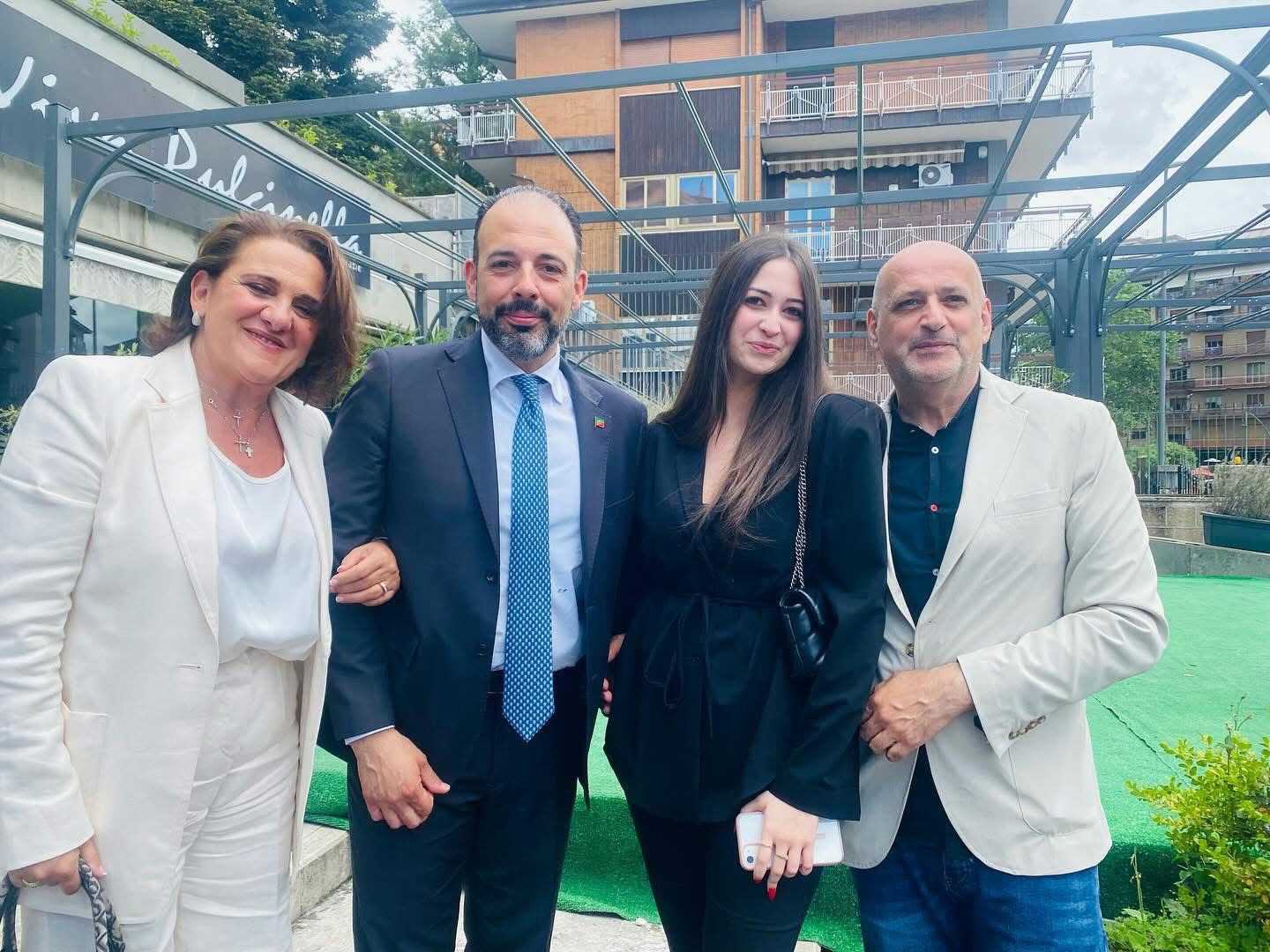 Petitto(FI): “Il centrodestra è pronto a riprendersi la Campania, basta perdere tempo”.(foto)