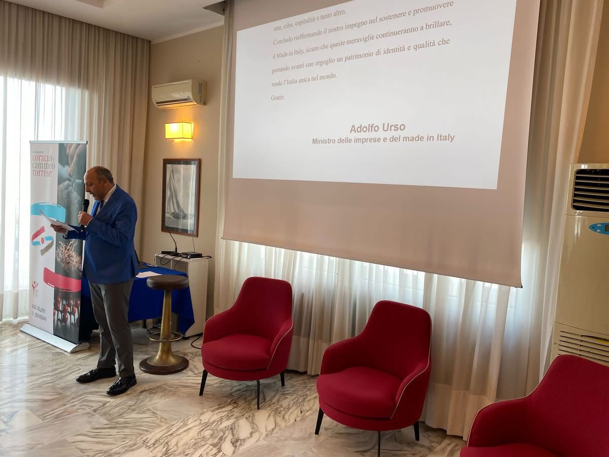 Indicazioni geografiche protette per l’artigianato: Torre del Greco guarda al futuro con il Consorzio “Corallo e Cammeo Torrese”.(Foto)