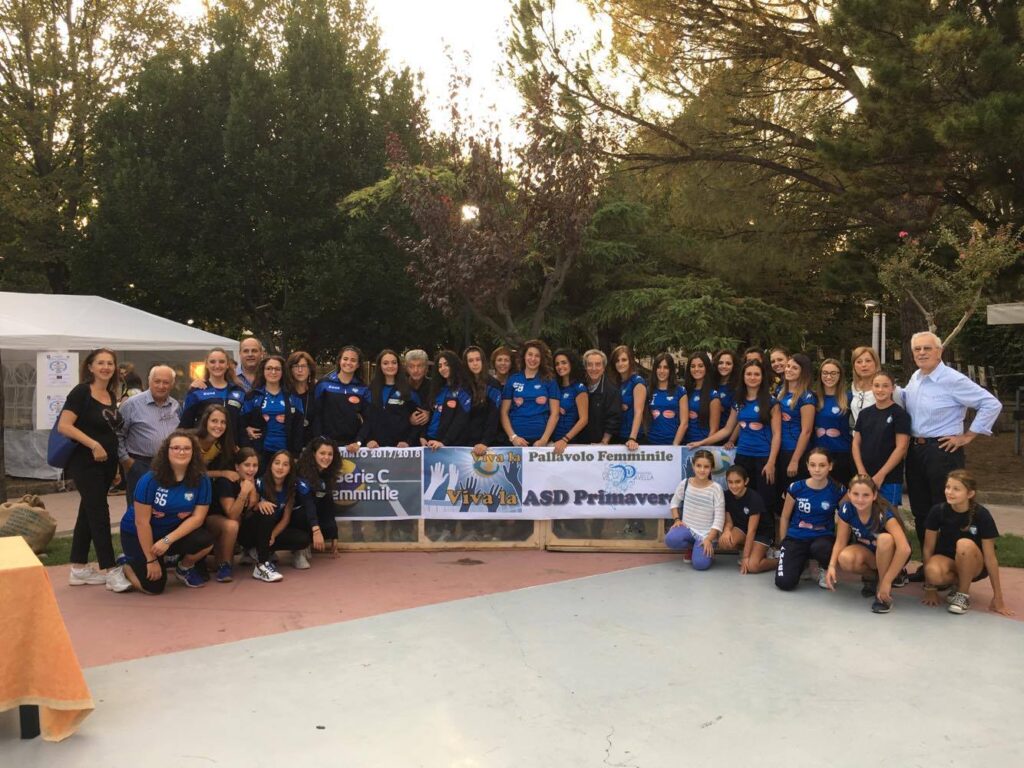 BAIANESE. La pallavolo femminile: legittima l’ambizione personale, ma per chi ha come obiettivo lo sviluppo sociale e sportivo della comunità, la scelta è obbligata: aprirsi alla collaborazione per unire le forze. Lo dimostra la storia.