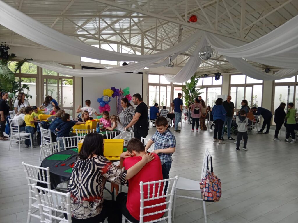 Roccarainola, successo per il laboratorio LEGO alla Sala Hollywood: coinvolte famiglie e associazioni