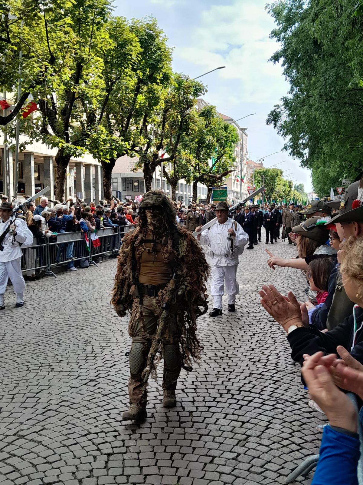 La 96ª Adunata Nazionale degli Alpini a Biella: Tradizione, Onore e Memoria tra le Montagne Piemontesi. Tra i presenti anche i sergente Picciocchi di Baiano