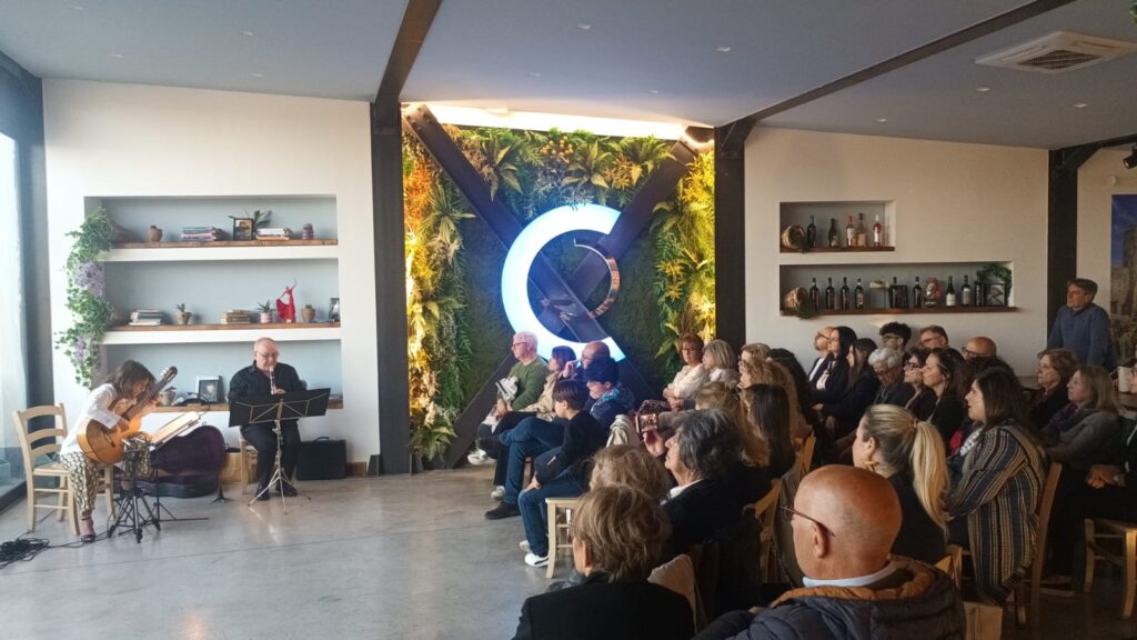 Avella, emozioni in musica con il DualDuo: si chiude con successo la rassegna “lABELLAinArteFestival” al Convivium Garden