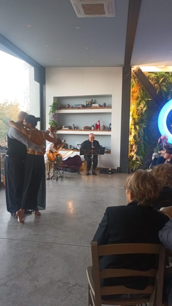 Avella, emozioni in musica con il DualDuo: si chiude con successo la rassegna “lABELLAinArteFestival” al Convivium Garden