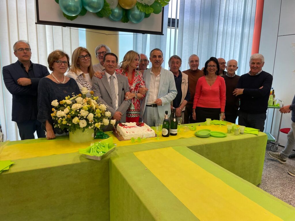 Mugnano del Cardinale, doppia festa per Carmine Masucci: auguri per il compleanno e il pensionamento