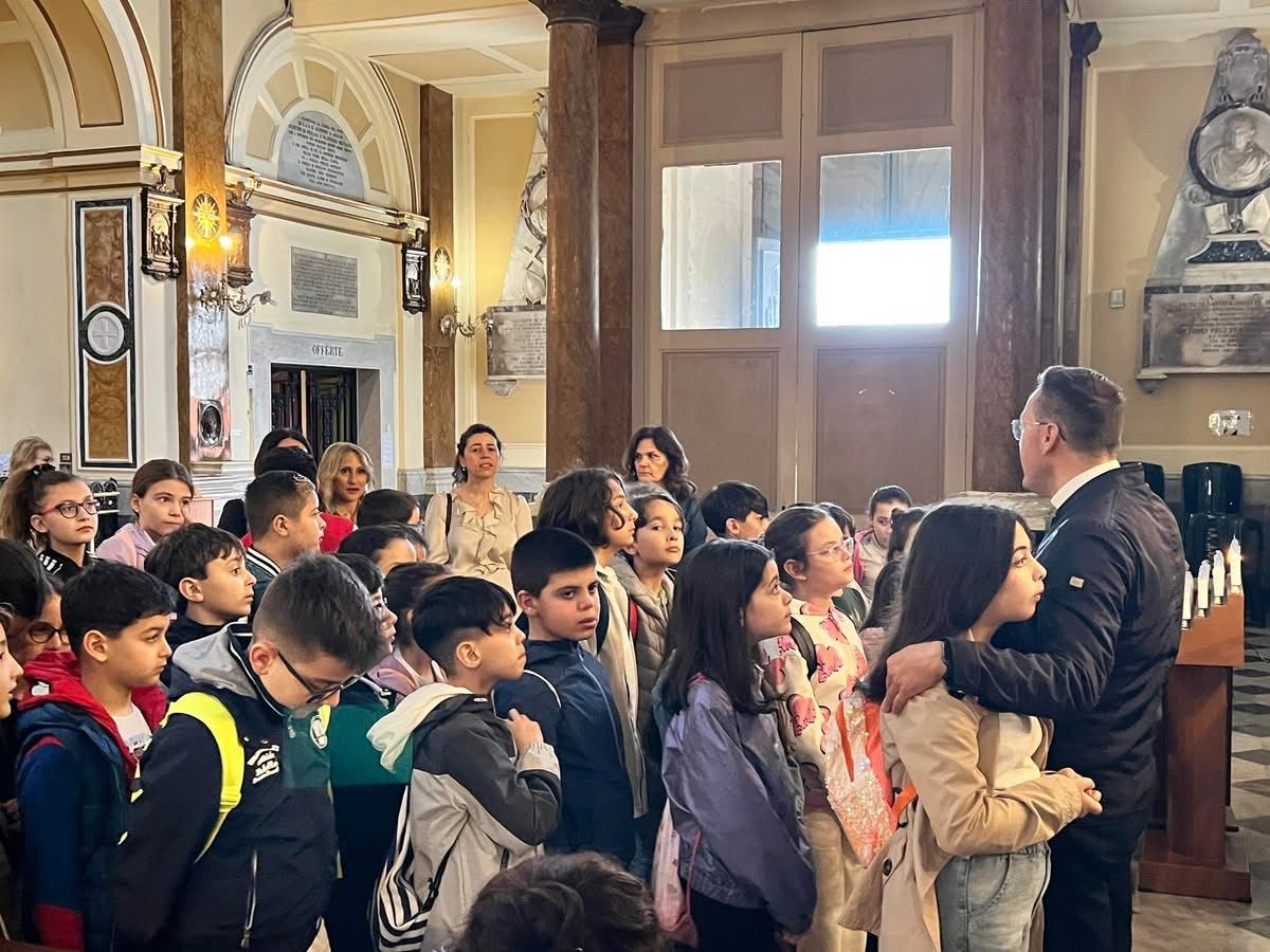 Un giorno tra cielo e radici: i bambini del “Manzoni” alla scoperta dell’anima più profonda di Mugnano del Cardinale (foto)