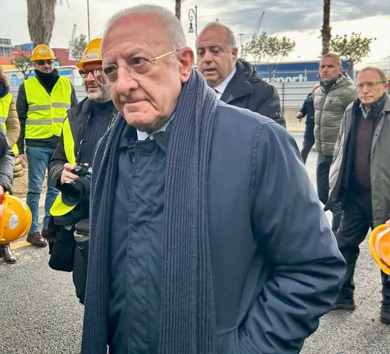 Regionali 2025, De Luca attacca: “Campania non sia merce di scambio per i disoccupati della politica”