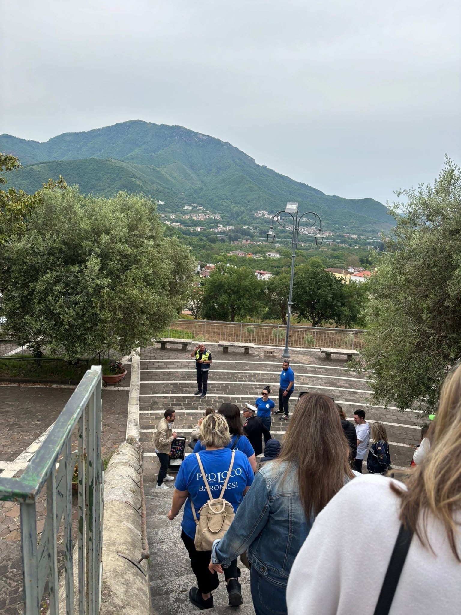 Baronissi, una passeggiata tra sorrisi e affetto per celebrare tutte le mamme.(Foto)
