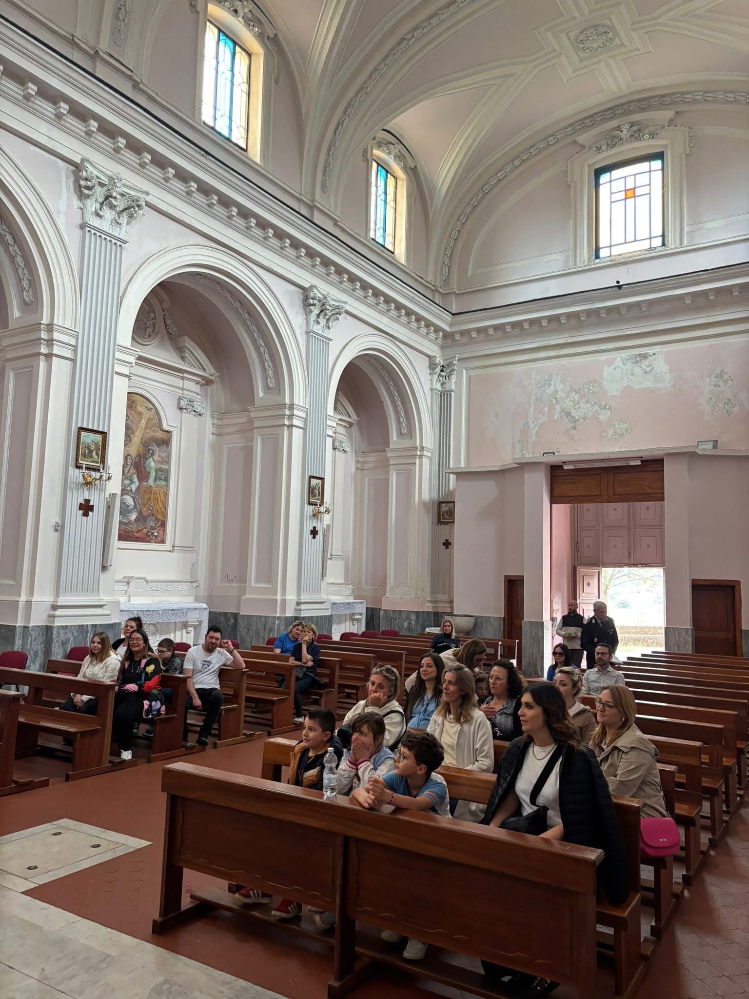 Baronissi, una passeggiata tra sorrisi e affetto per celebrare tutte le mamme.(Foto)