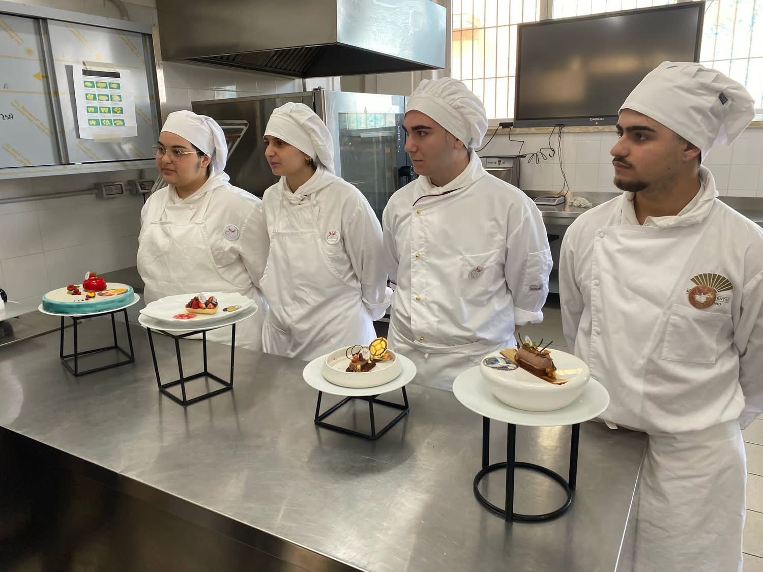 Torre del Greco, successo per il concorso “Un dolce per i Quattro Altari” all’Istituto Pantaleo(Foto)