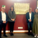 Baronissi, la Costituzione entra in aula consiliare: il dono del sindacalista Trotta.(Foto)