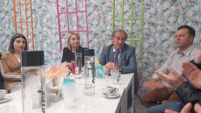 f3c67b52-7885-406f-8bd6-d6e5d392751f