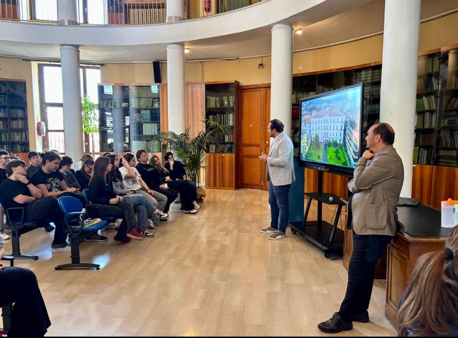 Un ponte di parole ... tra Avellino e lIndire: lentusiasmante evento Paths   Philosophical Approach to Thinking Skills al Convitto Nazionale di Avellino