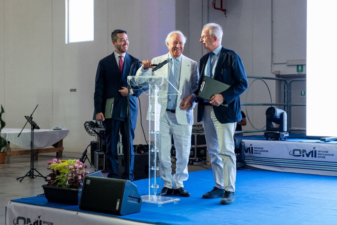 Grande successo e partecipazione per “Insieme per costruire Domani”, l’evento di OMI Oﬃcine Meccaniche Irpine di ieri, lunedì 23 giugno 2025.