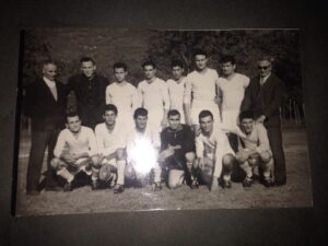 Memoir, quando lo sport identifica una comunità ed é disciplina civile. Amedeo De Luca , Fanuccio Onofrietti e Giannino Genovese. Per la speciale serie: i baldi ragazzi quasi 90.enni del Baiano calcio, tra gli anni ‘40 e ’60