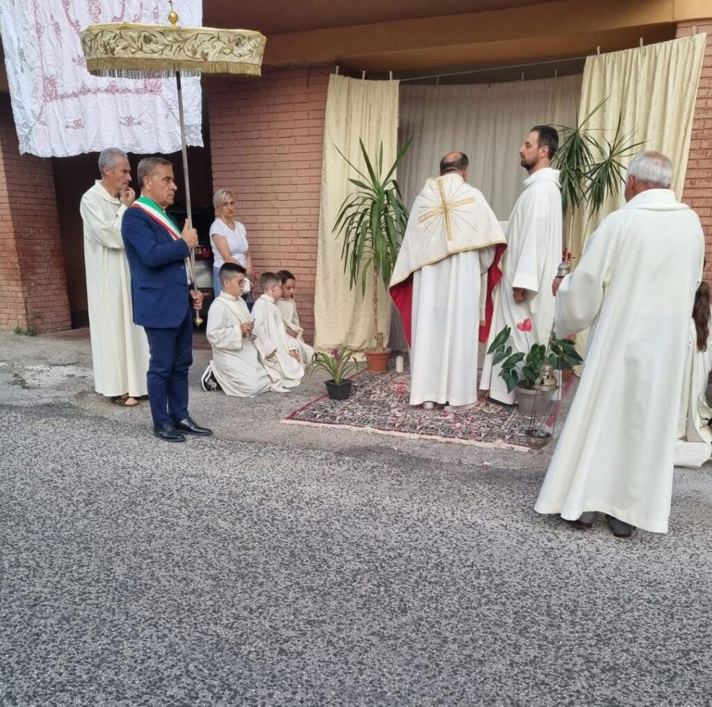 Montefalcione celebra il Corpus Domini: fede, tradizione e comunità al centro della giornata