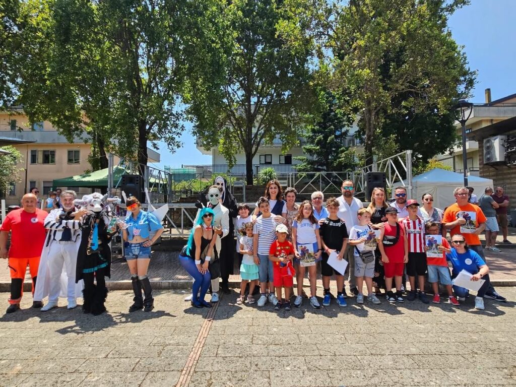 Baronissi, grande successo per l’IRNOCOMIX: al Parco della Rinascita una festa di colori, fantasia e partecipazione.(foto)