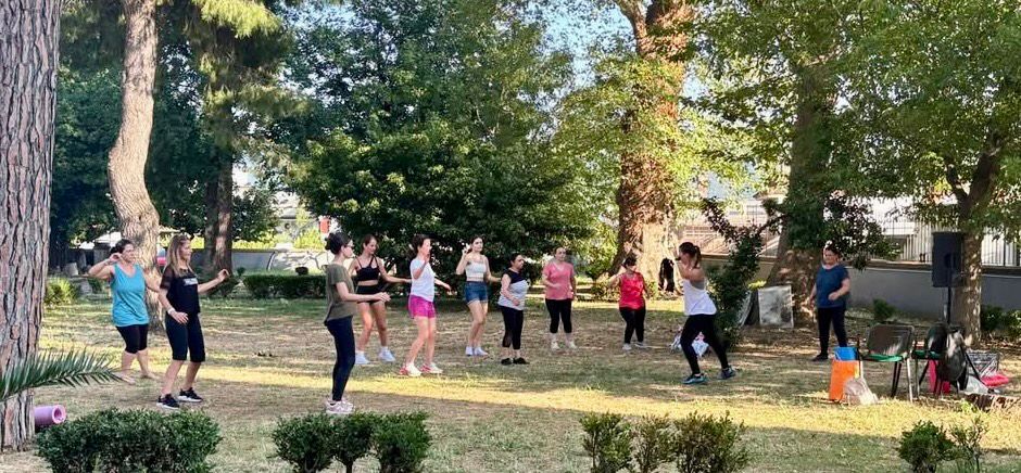Avella, aerobica nel giardino del Palazzo Ducale: secondo e ultimo appuntamento con Marianna Corrado.