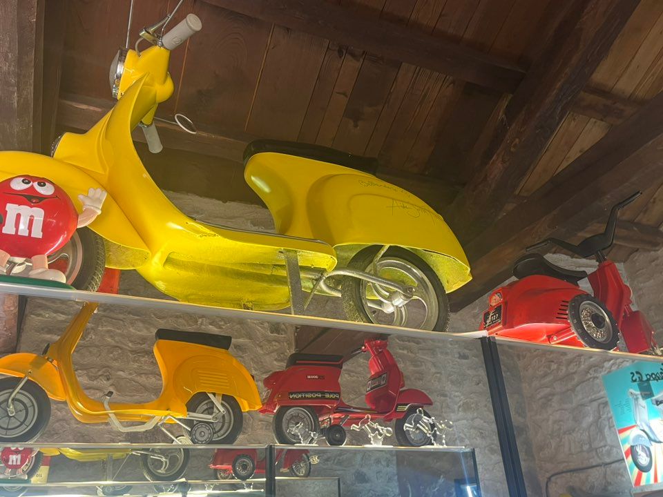 Taglio del nastro per il Museo della Vespa a Grottaminarda