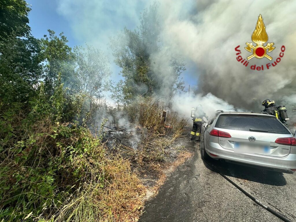 AGGIORNAMENTO – Monteforte Irpino, auto in fiamme: ritrovato il corpo carbonizzato di un 48enne del posto