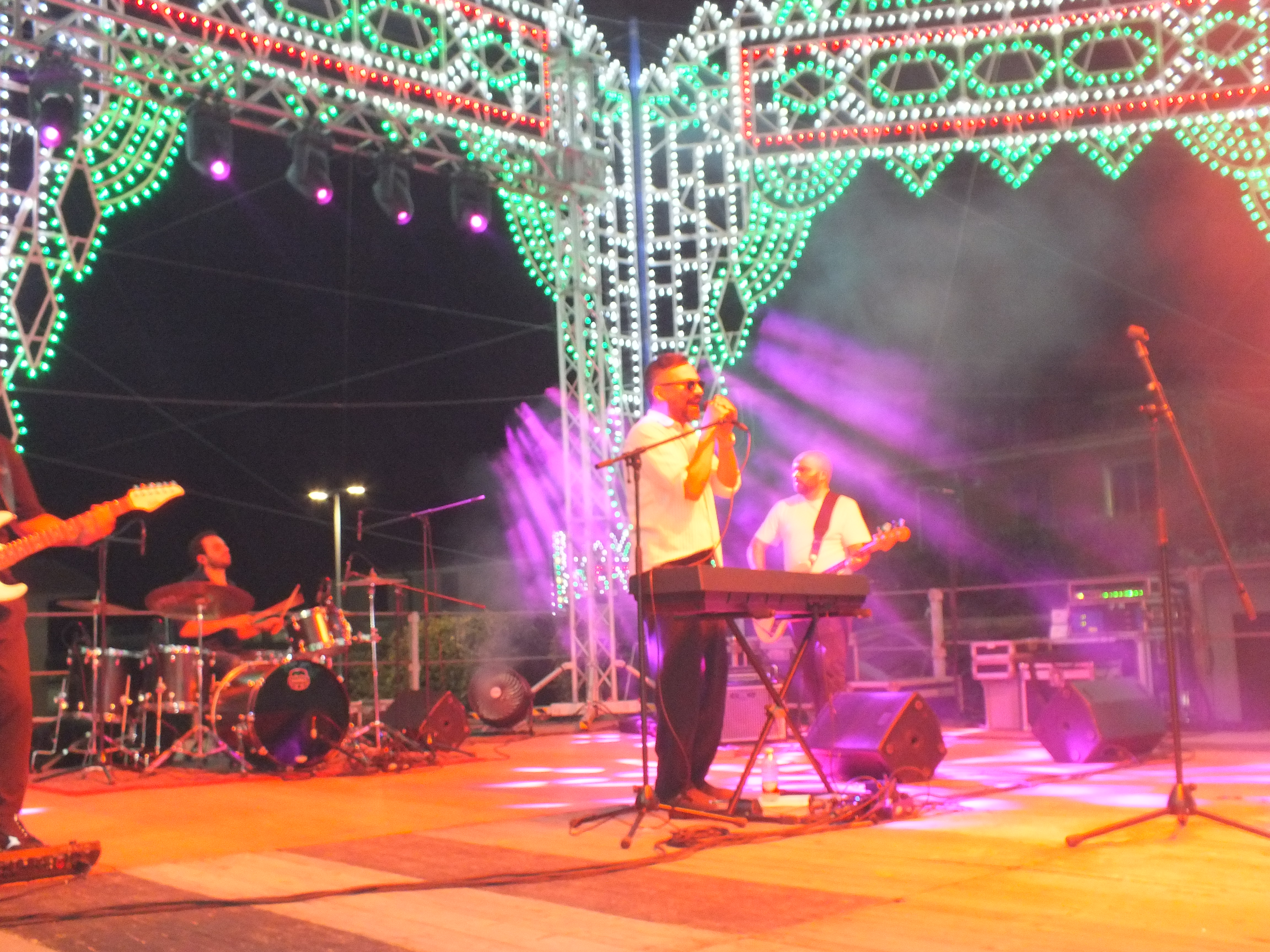 “Una sera d’estate a Mugnano del Cardinale, con la musica di chi è cresciuto qui”(foto)