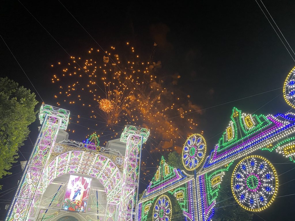 Sperone in festa per Sant’Elia: folla di fedeli alla tradizionale processione. Video e Foto